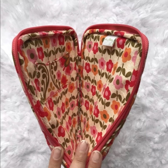 Vera Bradley Folkloric Floral Small Tablet Sleeve Travel Vacation - Picture 2 of 4